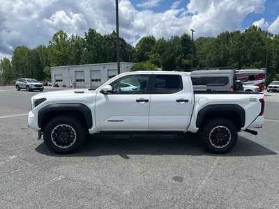 2024 Toyota Tacoma Hybrid TRD Off Road