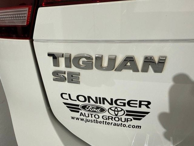 2020 Volkswagen Tiguan 2.0T SE R-Line Black
