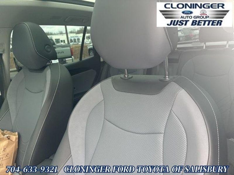 2025 Volkswagen Tiguan SE