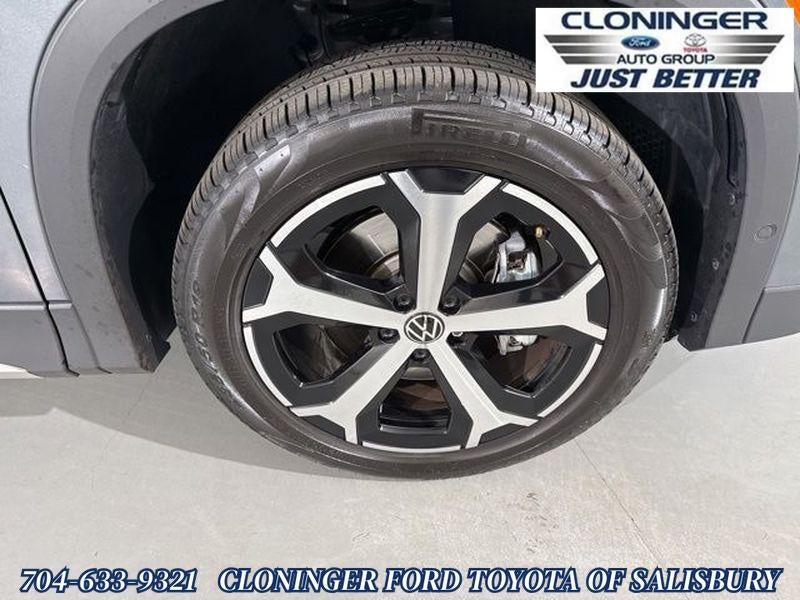 2025 Volkswagen Tiguan SE