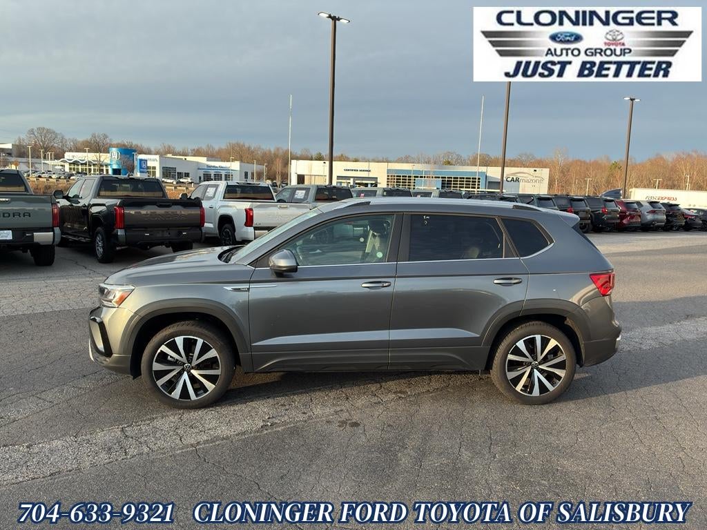 2024 Volkswagen Taos SE