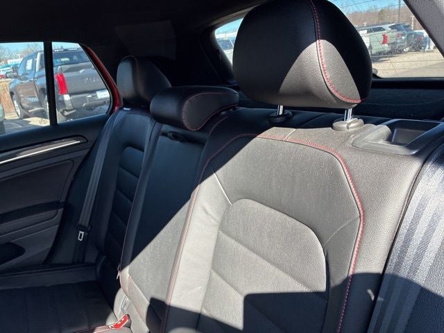 2016 Volkswagen Golf GTI SE w/Performance Package