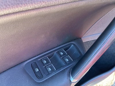 2016 Volkswagen Golf GTI SE w/Performance Pkg