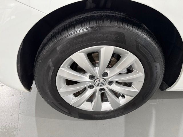 2019 Volkswagen Beetle Convertible 2.0T S