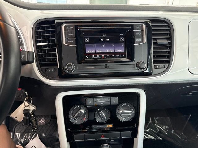 2019 Volkswagen Beetle Convertible 2.0T S