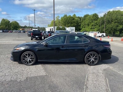 2021 Toyota Camry SE