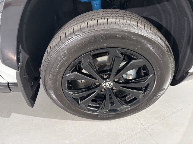2025 Toyota RAV4 Hybrid XSE