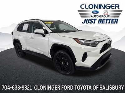 2022 Toyota RAV4 Hybrid SE