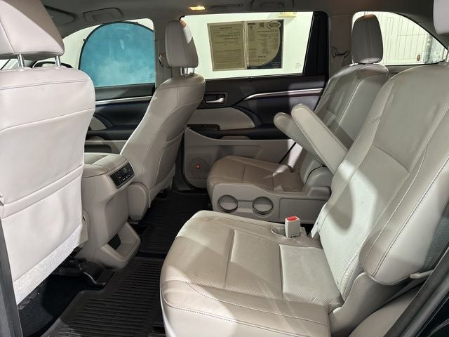 2016 Toyota Highlander Limited