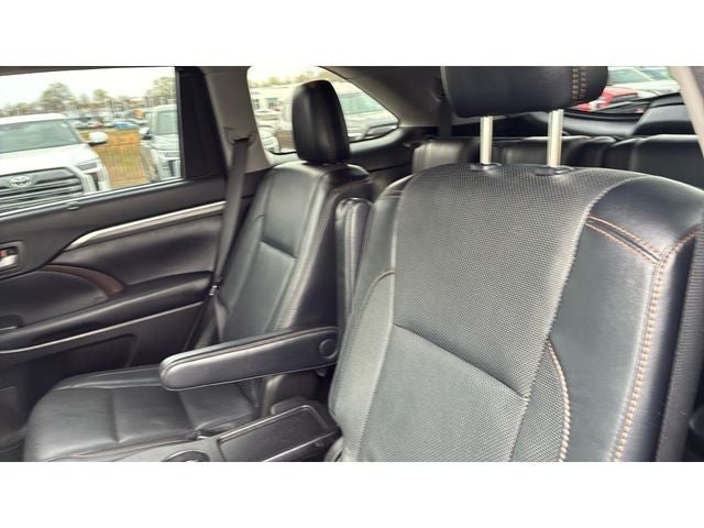 2018 Toyota Highlander Limited Platinum