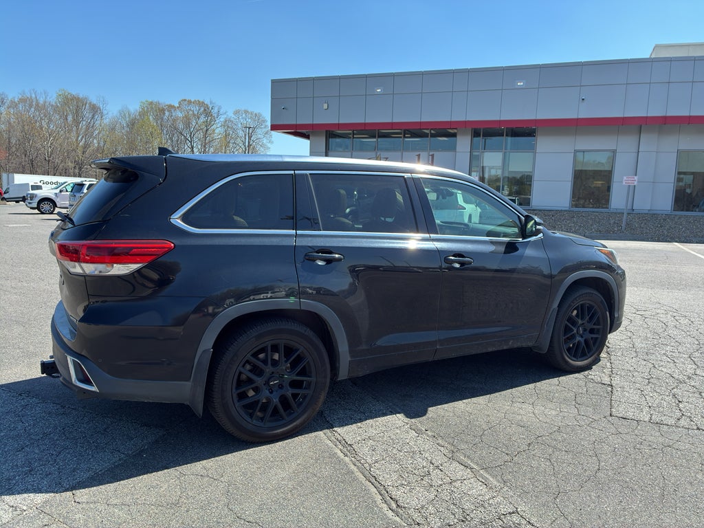 2017 Toyota Highlander Limited Platinum