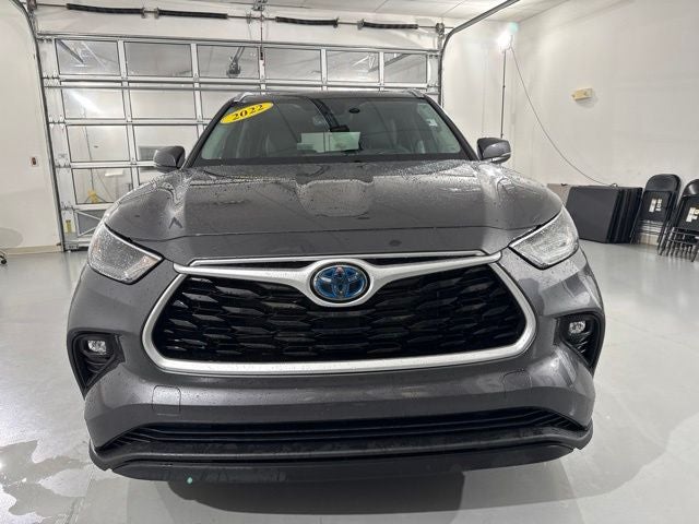 2022 Toyota Highlander Hybrid XLE