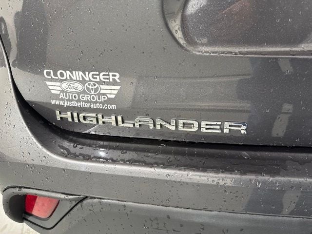 2022 Toyota Highlander Hybrid XLE