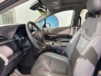 2024 Toyota Sienna XLE 7 Passenger
