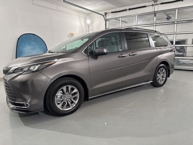 2024 Toyota Sienna XLE 7 Passenger