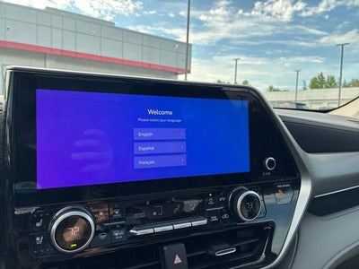 2025 Toyota Highlander Platinum