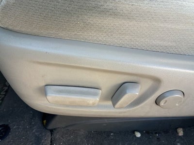 2015 Toyota Sienna LE 8 Passenger