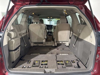 2015 Toyota Sienna LE 8 Passenger