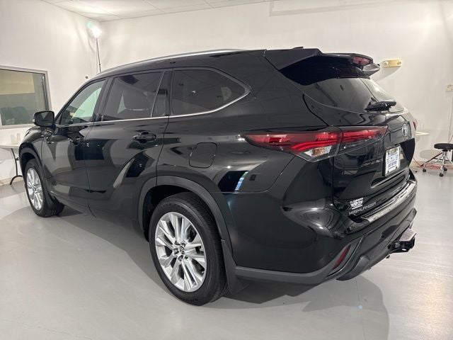 2024 Toyota Highlander Hybrid Limited