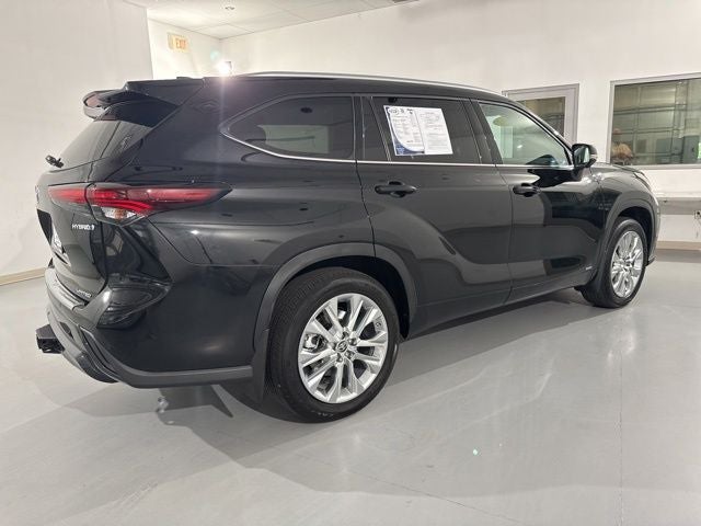 2024 Toyota Highlander Hybrid Limited