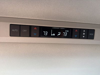 2025 Toyota Sienna XLE 8 Passenger