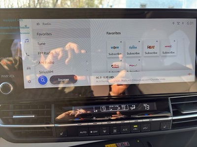 2025 Toyota Sienna XLE 8 Passenger