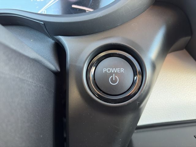 2025 Toyota Sienna XLE 8 Passenger