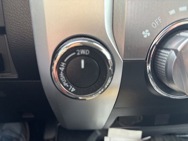 2018 Toyota Tundra SR5
