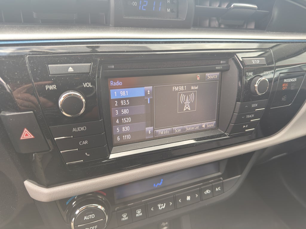 2016 Toyota Corolla LE