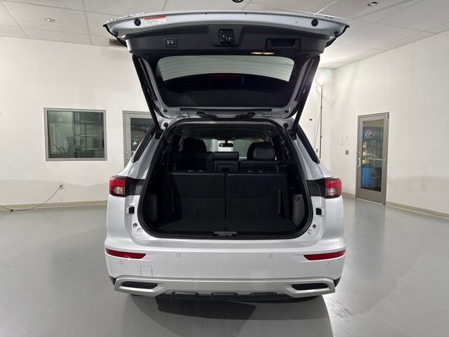 2024 Mitsubishi Outlander SE Black Edition