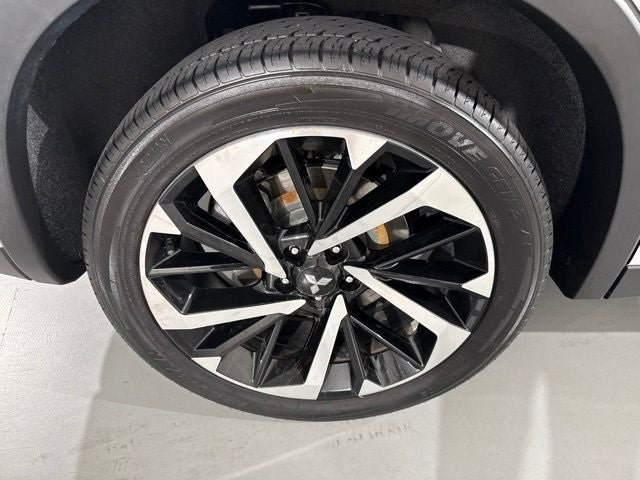 2024 Mitsubishi Outlander SE Black Edition