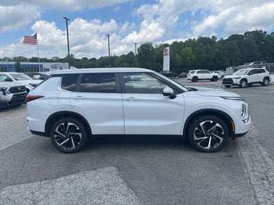 2024 Mitsubishi Outlander SE Black Edition