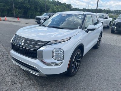 2024 Mitsubishi Outlander SE Black Edition