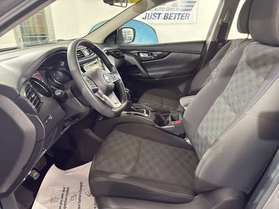 2018 Nissan Rogue Sport SV