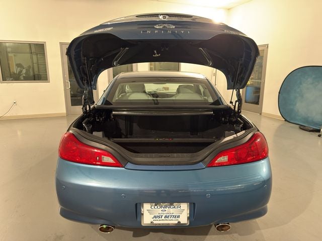 2011 INFINITI G37 Base