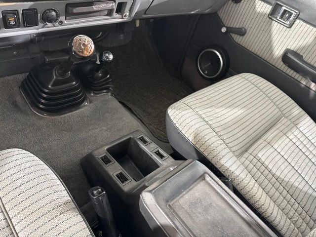 1987 Toyota Land Cruiser Base