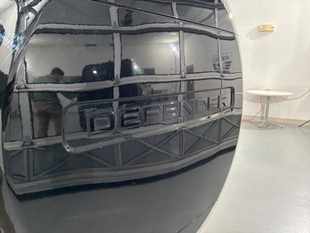 2024 Land Rover Defender 110 S