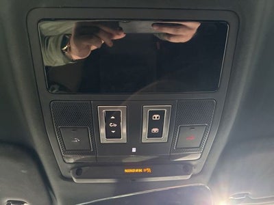 2024 Land Rover Defender 110 S