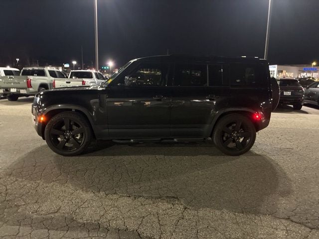 2024 Land Rover Defender 110 S