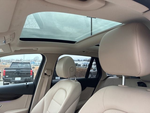 2022 Mercedes-Benz GLC GLC 300