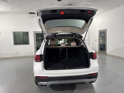 2022 Mercedes-Benz GLC 300