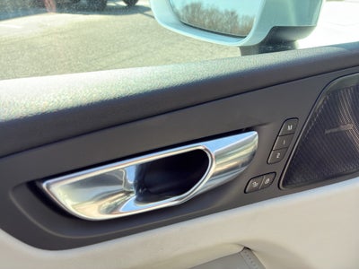 2021 Volvo XC60 Inscription