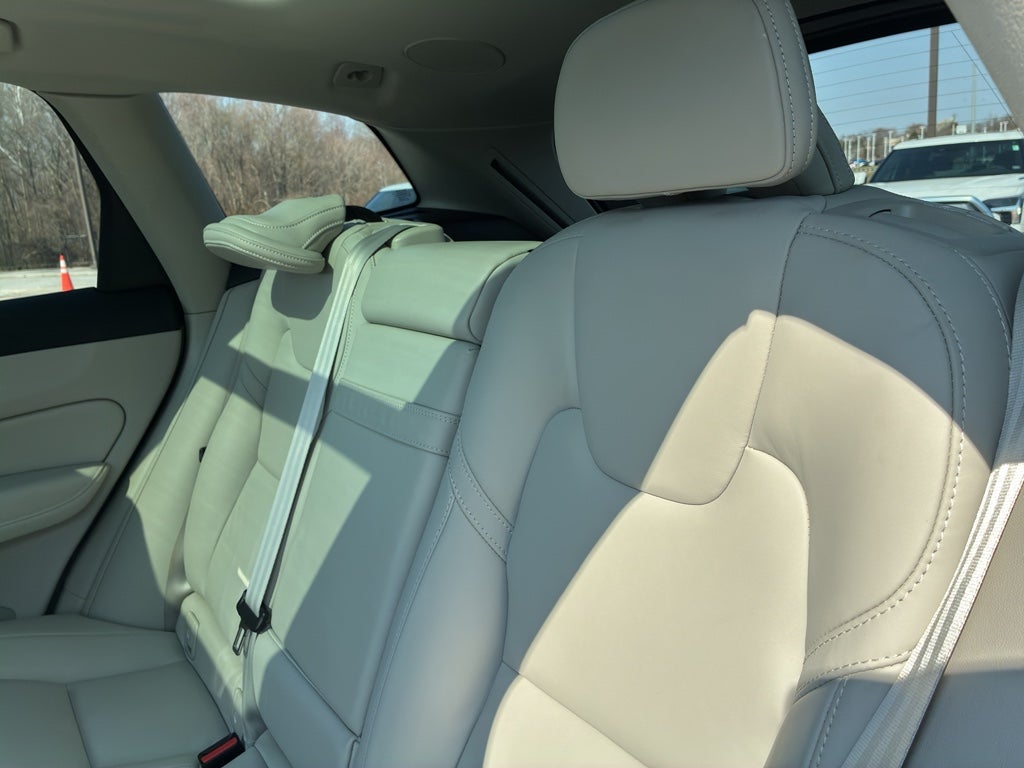 2021 Volvo XC60 Inscription