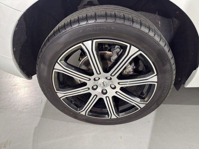 2021 Volvo XC60 T5 Inscription