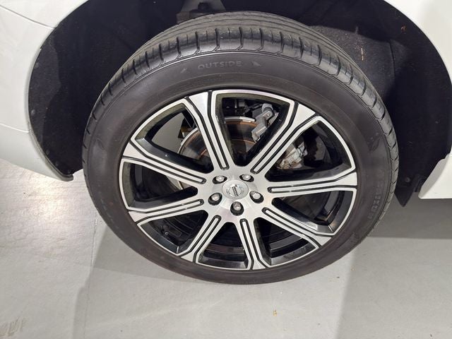 2021 Volvo XC60 T5 Inscription