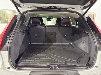 2020 Volvo XC40 Momentum